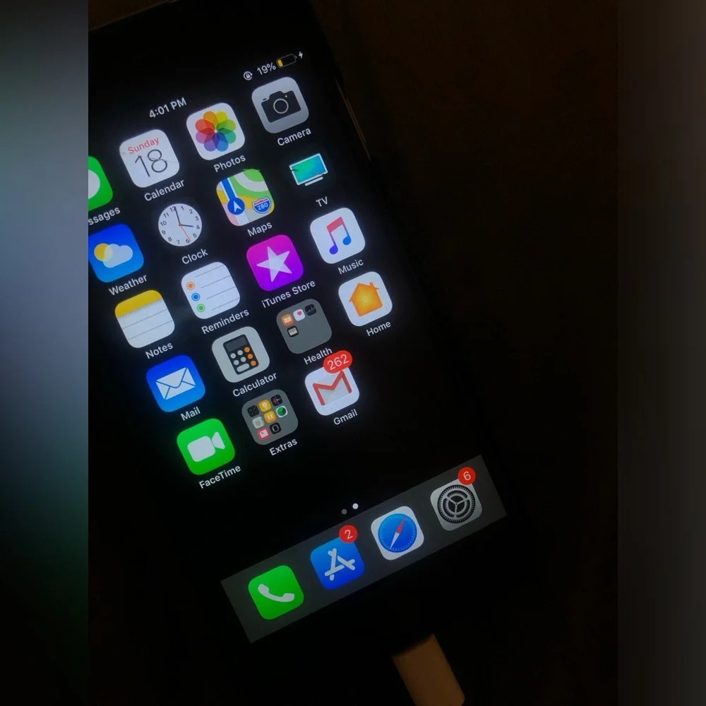 iPhone 6 - Picture 6 of 14
